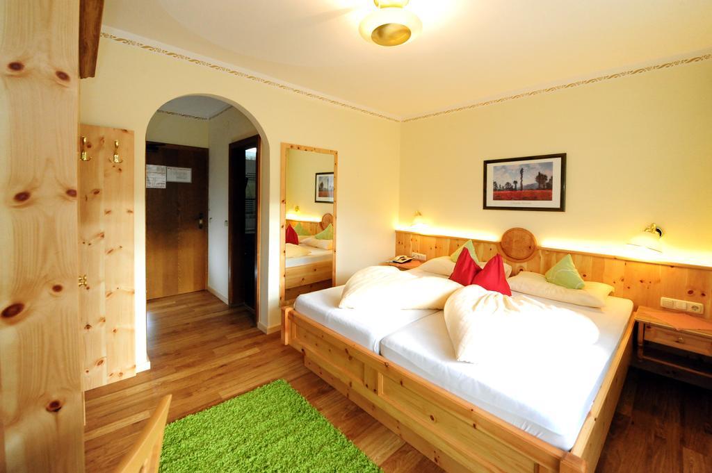 Ski In Ski Out Hotel Unterellmau Saalbach-Hinterglemm Extérieur photo
