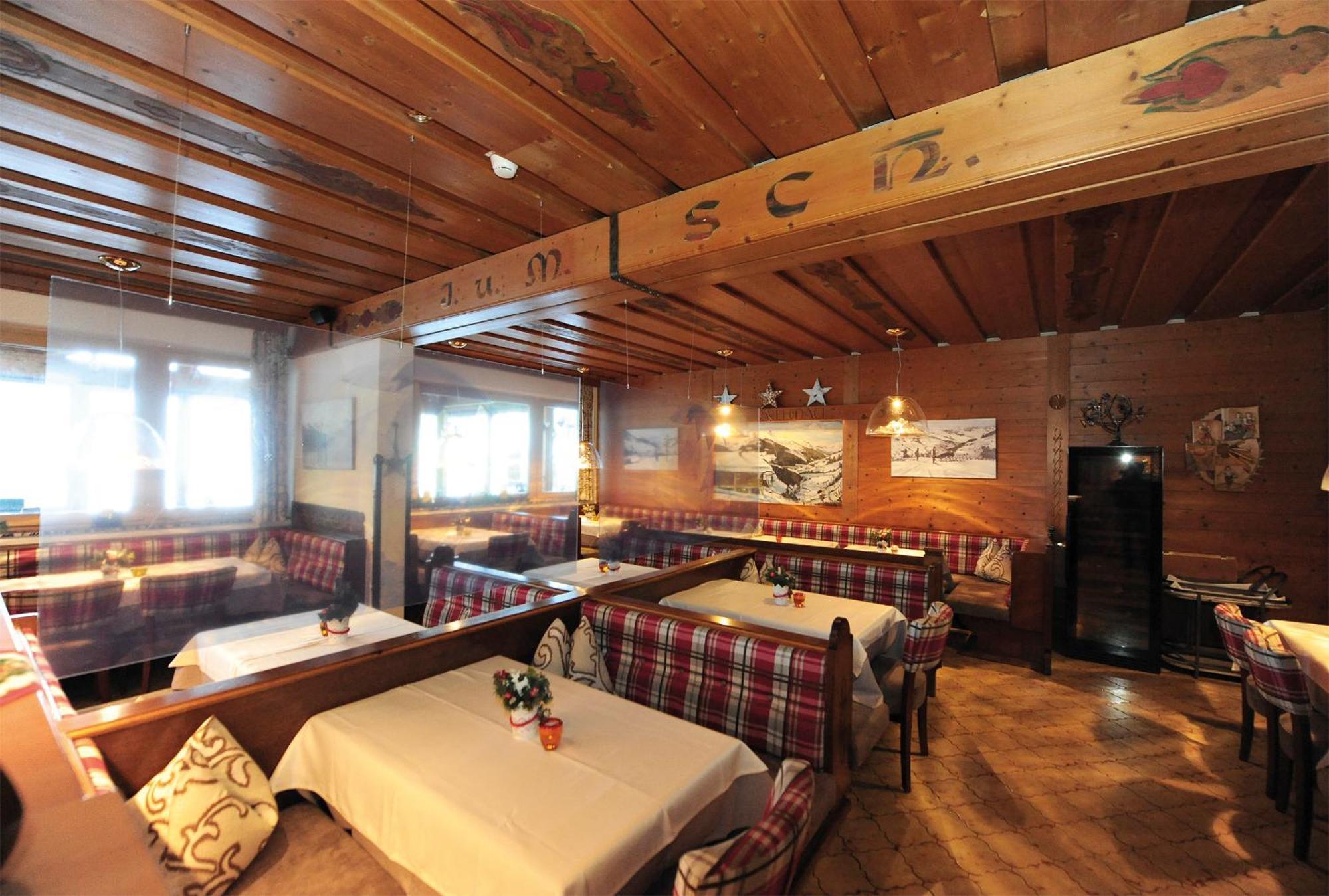 Ski In Ski Out Hotel Unterellmau Saalbach-Hinterglemm Extérieur photo