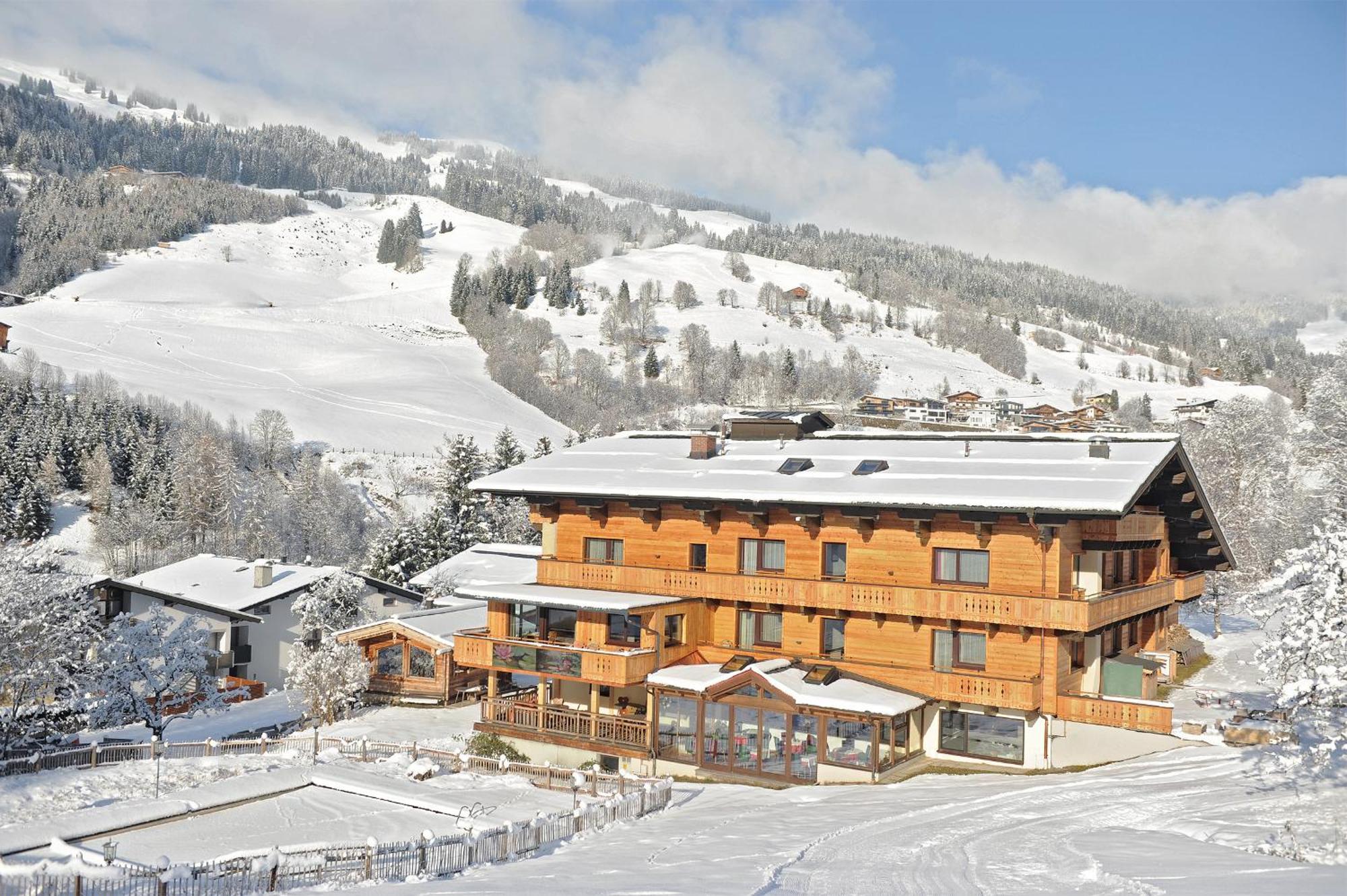 Ski In Ski Out Hotel Unterellmau Saalbach-Hinterglemm Extérieur photo