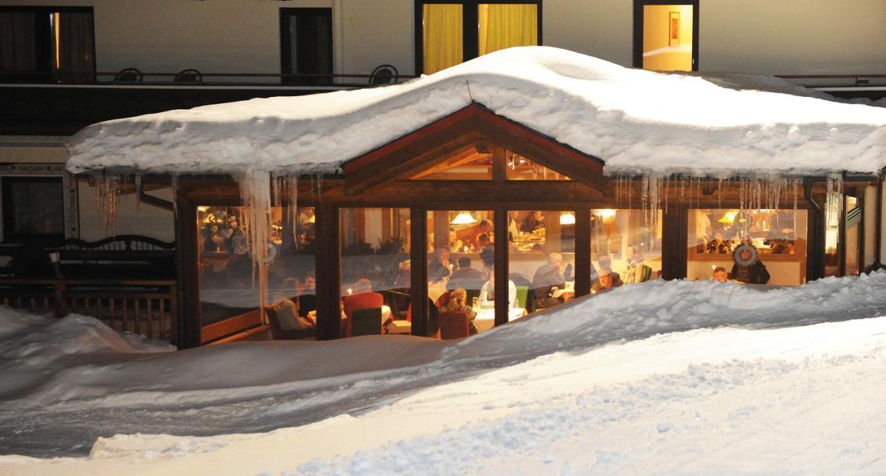 Ski In Ski Out Hotel Unterellmau Saalbach-Hinterglemm Extérieur photo